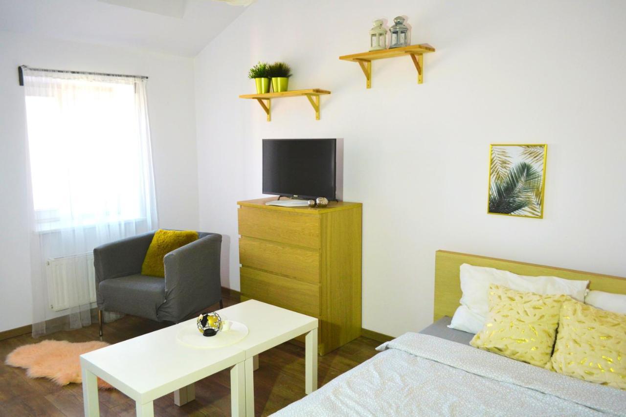 Apartament Poznan Extra Zone Екстериор снимка