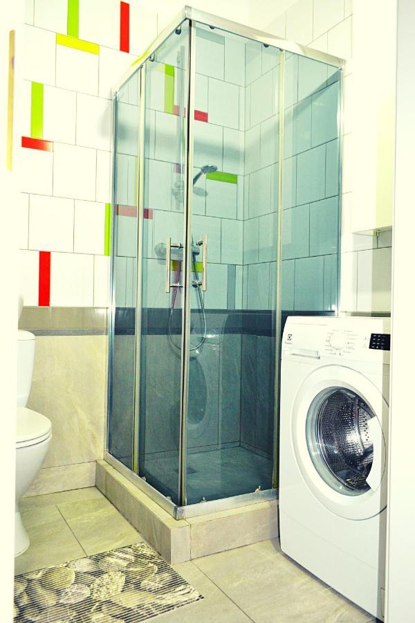 Apartament Poznan Extra Zone Екстериор снимка